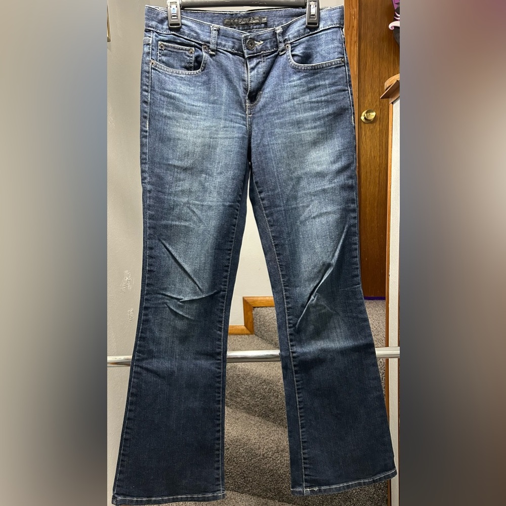 Calvin Klein Jeans Women's Size 28/6 Flare Fit